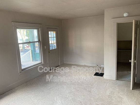 4th image of 509 Columbia St #A