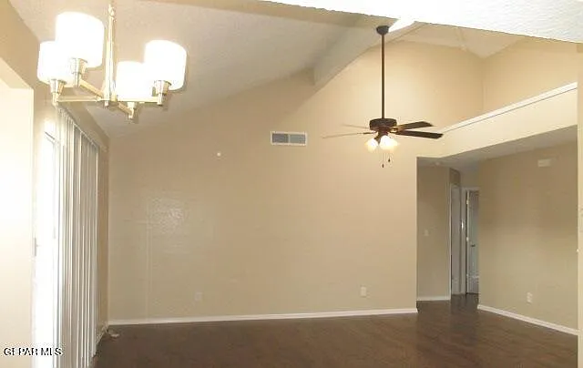 1120 Coyote Ln — Photo 5