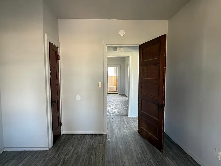 716 Robinson St #B — Photo 13