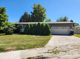497 Moonlite Dr, Idaho Falls, ID 83402