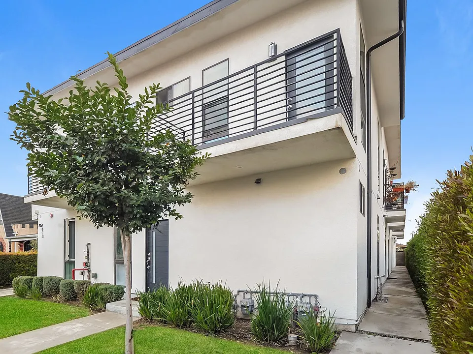 Belden East LA