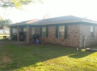 10317 Charpentier Dr, Moss Point, MS 39562