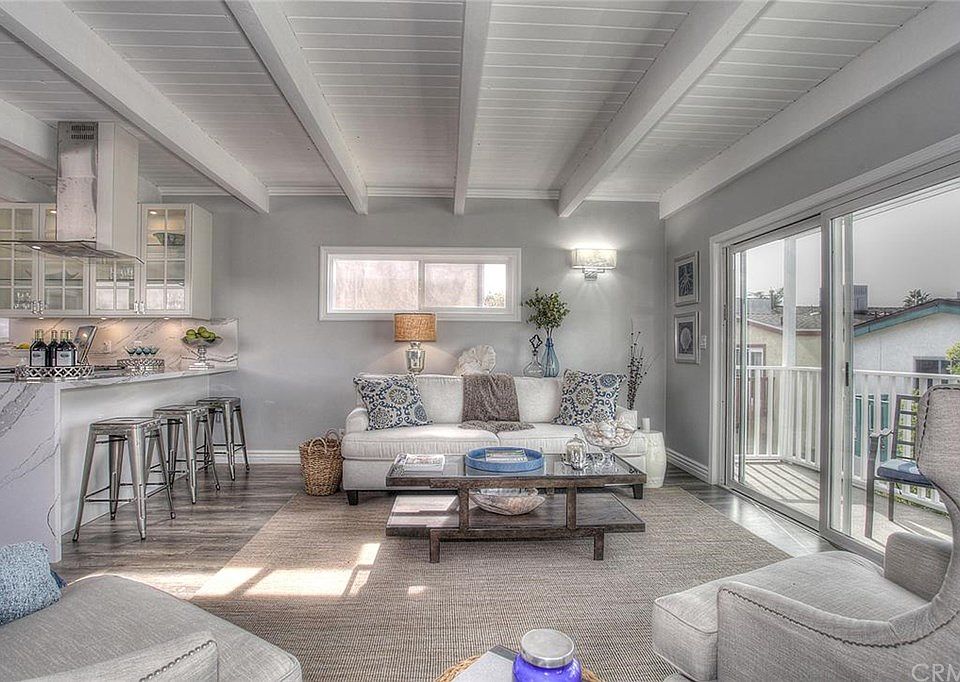 1st image of 2031 Prospect Ave
