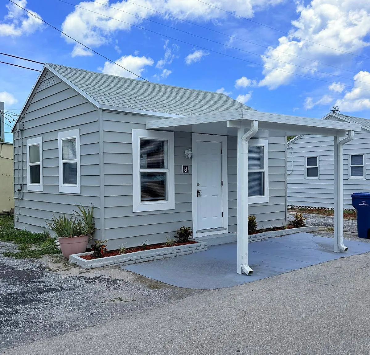 1 bed, 1.0 bath, $1,300 — Photo 2