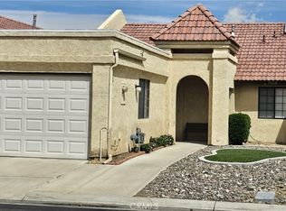 19268 Elm Dr, Apple Valley, CA 92308
