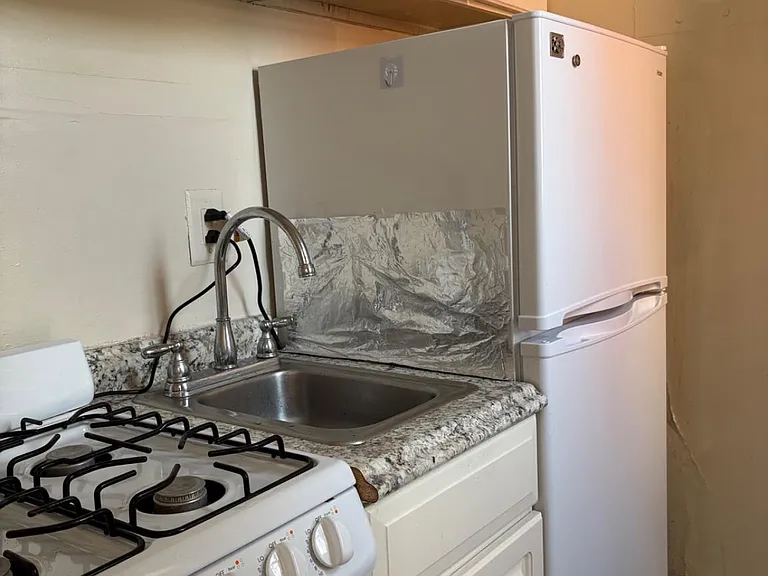 1121 Arlington Blvd #526 — Photo 9