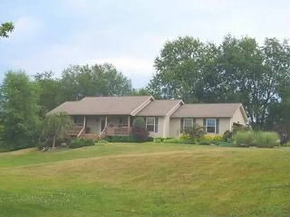 11765 Montgomery Rd, Fredericktown, OH 43019