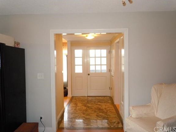 2nd image of 1470 Skyline Dr