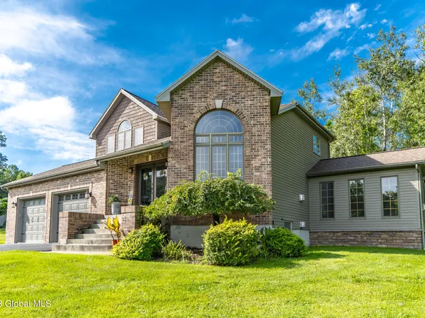 286 EDWARDS Road, Wynantskill, NY 12198