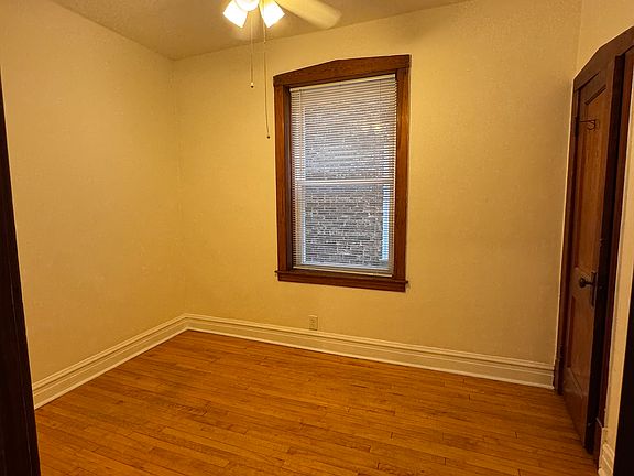 5th image of 2650 N Avers Ave #1S