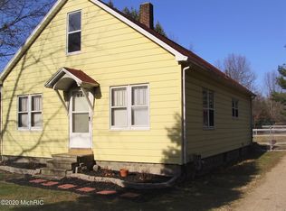 2271 W Marquette Woods Rd, Stevensville, MI 49127