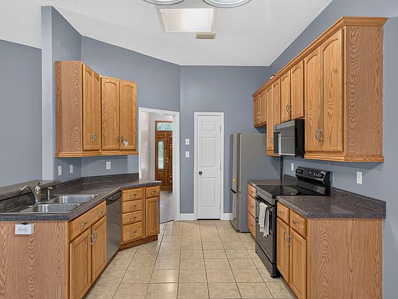 2nd image of 5440 Hotchkiss Rd