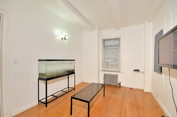 Sold by MNS | media 4