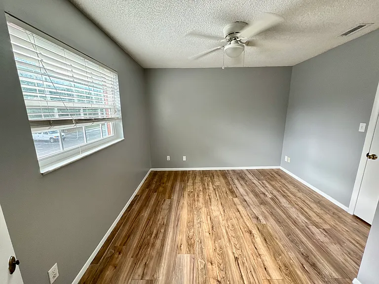 3045 Aaron Burr Ave #D — Photo 15
