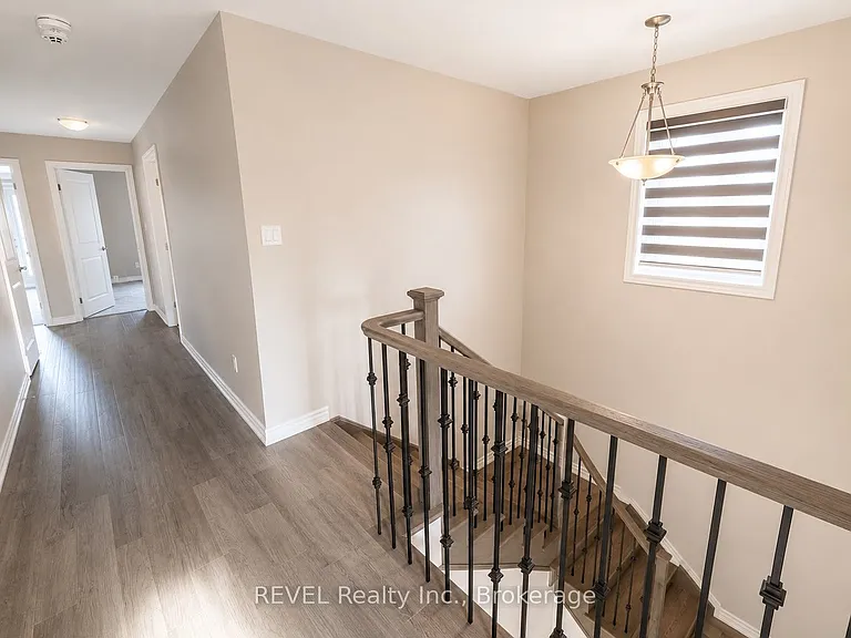 4 McLaughlin St — Photo 15