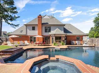 8805 Cherry Spring Dr, Cordova, TN 38016