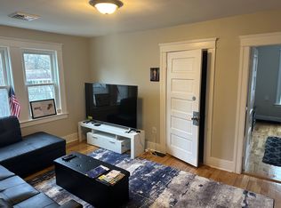 77 Saint Anthony St FLOOR 3, Worcester, MA 01607