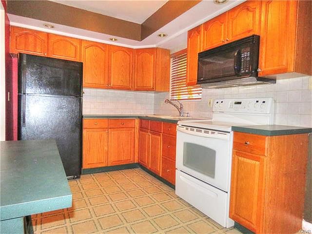 2nd image of 2781 Joanne Marie Way