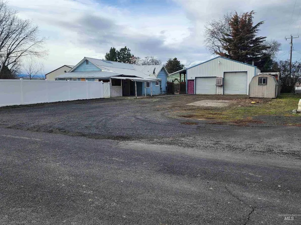 3824 14th St, Lewiston, ID 83501
