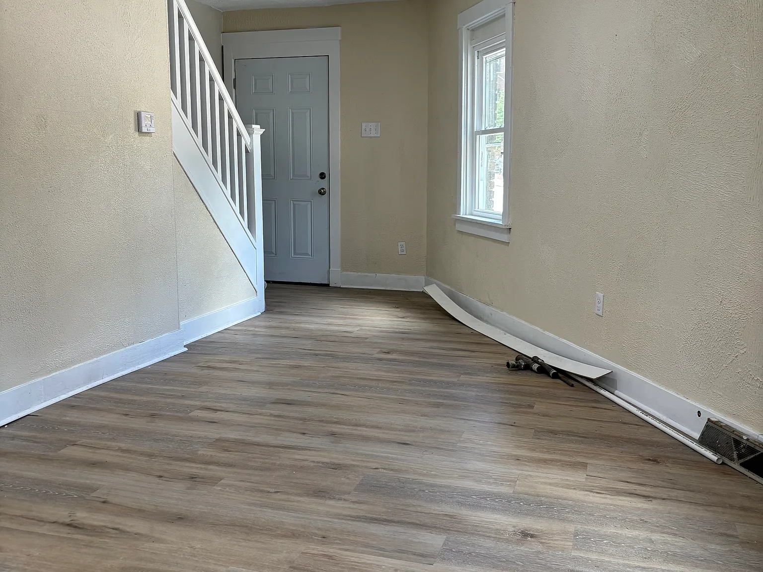 2 bed, 800 sqft, $1,499 — Photo 3