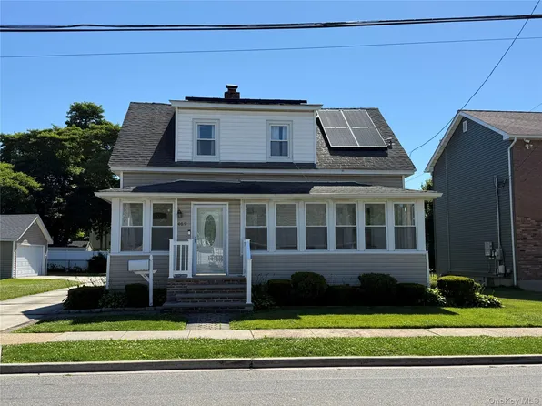 469 Chester Street, Uniondale, NY 11553