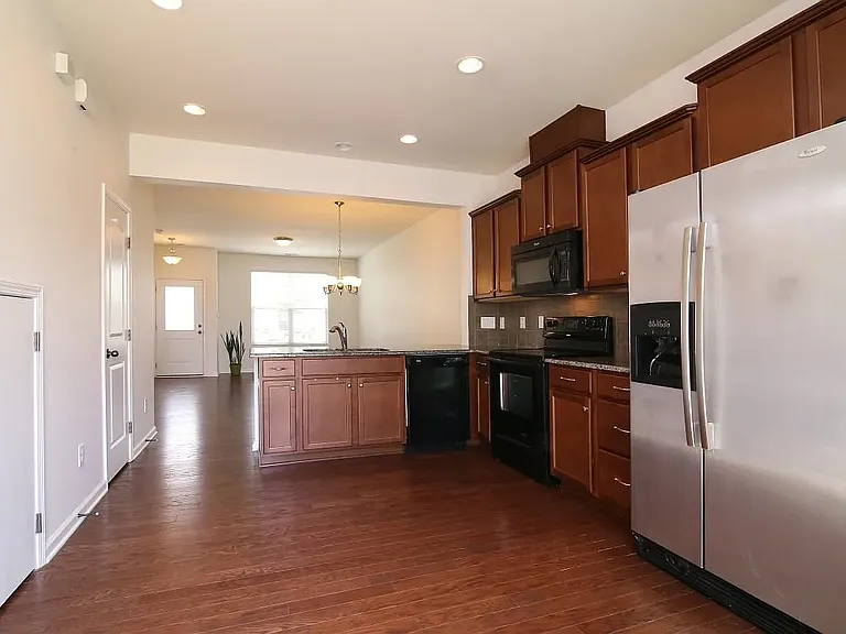 217 Mount Evans Dr — Photo 9