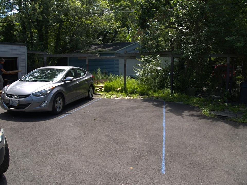 parking area