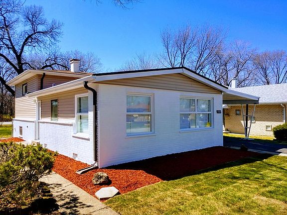 3rd image of 17212 Forestway Dr