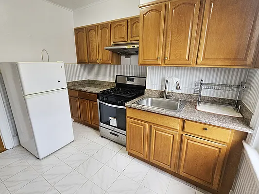 Rented by Oxford Property Group | media 18