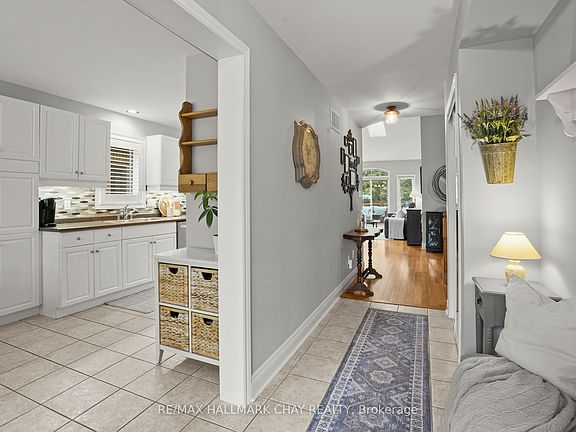 5th image of 22 Briar Gate Way