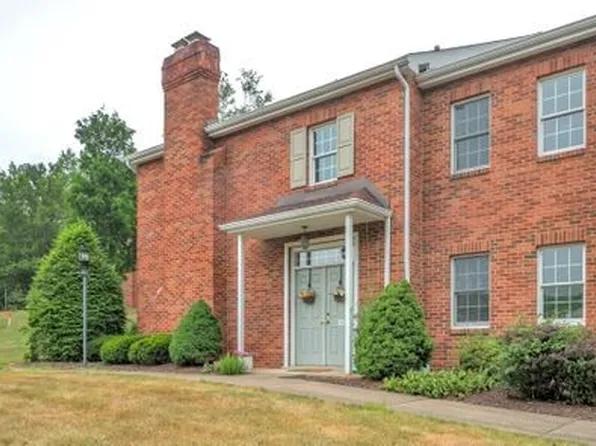 105 Boxwood Ct, McMurray, PA 15317