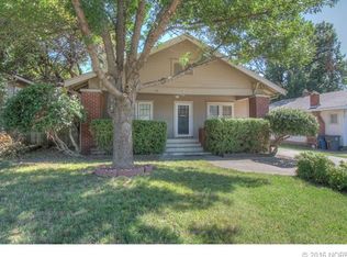 2016 E 14th St, Tulsa, OK 74104