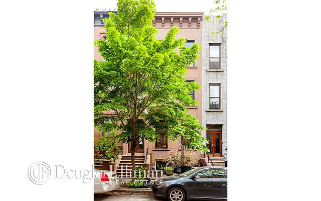 Sold by Douglas Elliman | media 16
