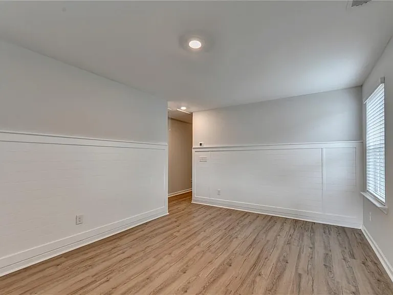 175 Grey Falcon Ave — Photo 30