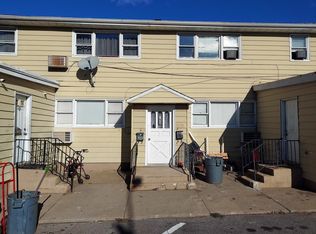 190 W 24th St #2, Bayonne, NJ