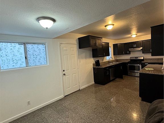 3rd image of 6228 Lemon Ave