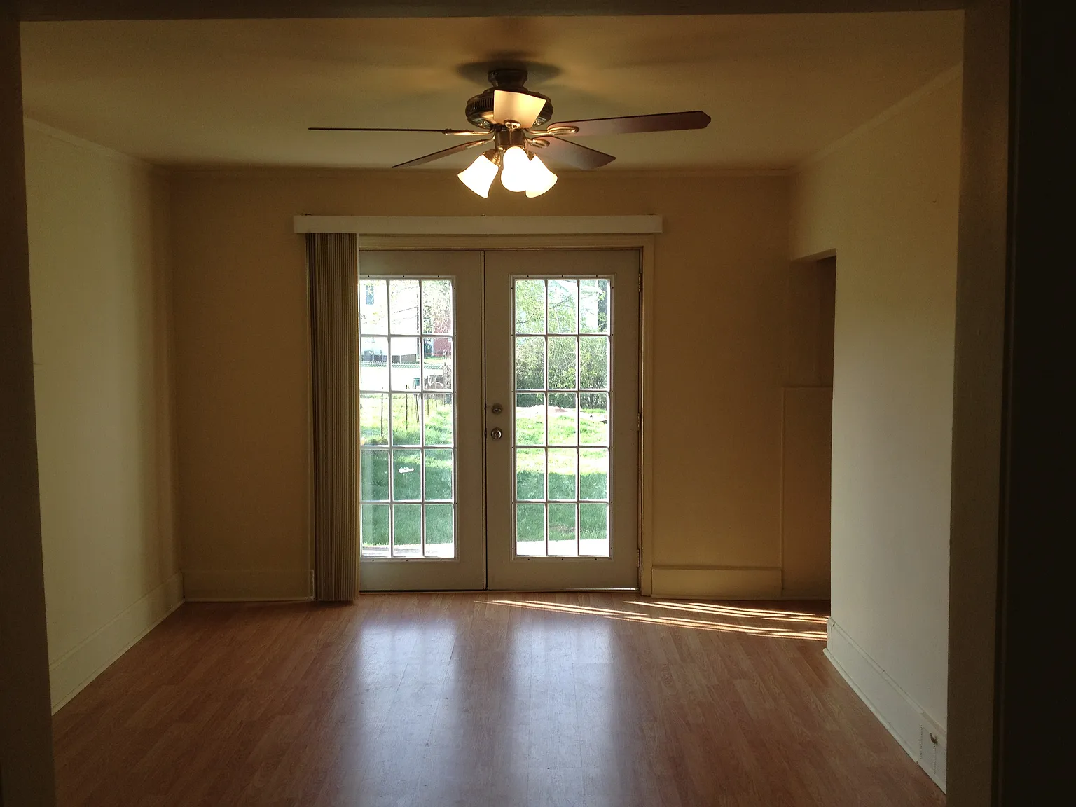 26 Collins Ave photo 1