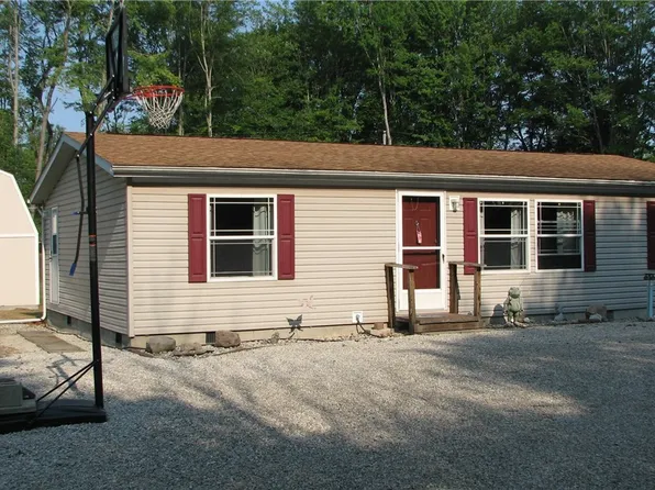 10593 N Martin Dr, Espyville, PA 16424