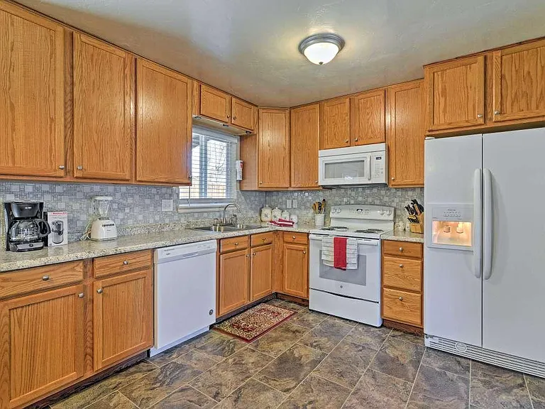 3599 S Ouray Cir — Photo 4