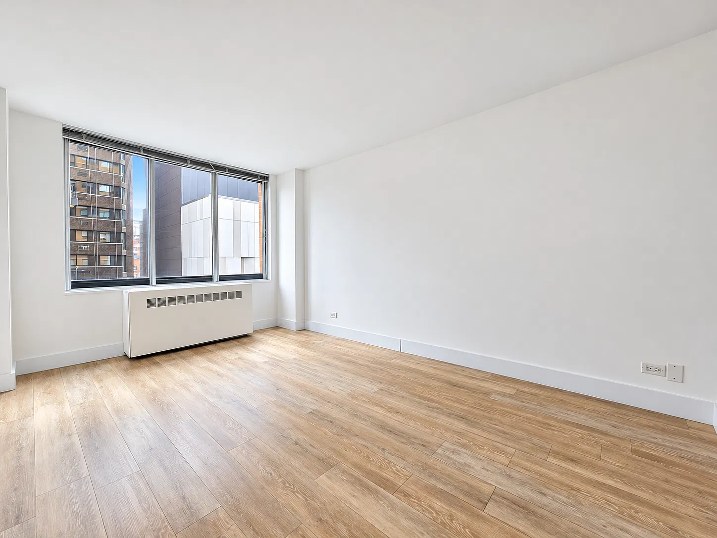 1735 York Avenue — Photo 4