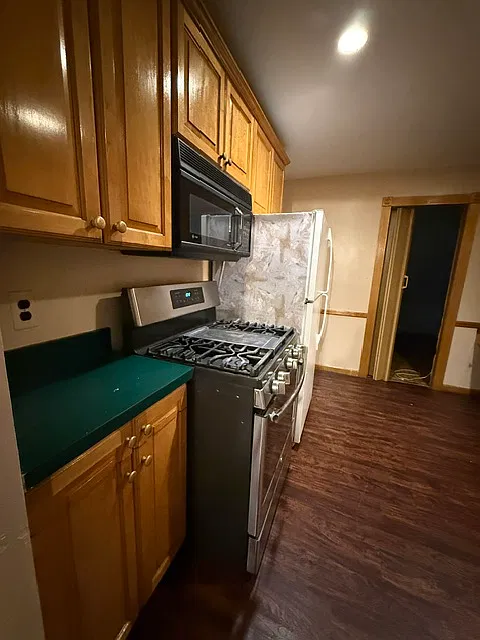 103 E Fairview Ave #2