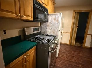 103 E Fairview Ave Floor 2, Valley Stream, NY 11580