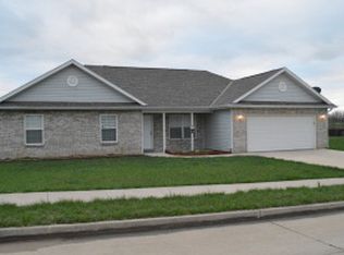 6190 Ruth Ann Ave, Hallsville, MO 65255