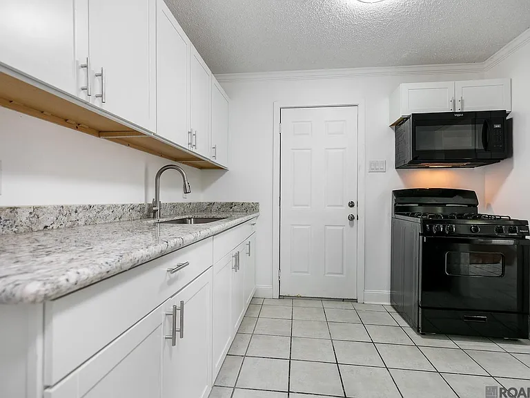 474 W Grant St — Photo 4