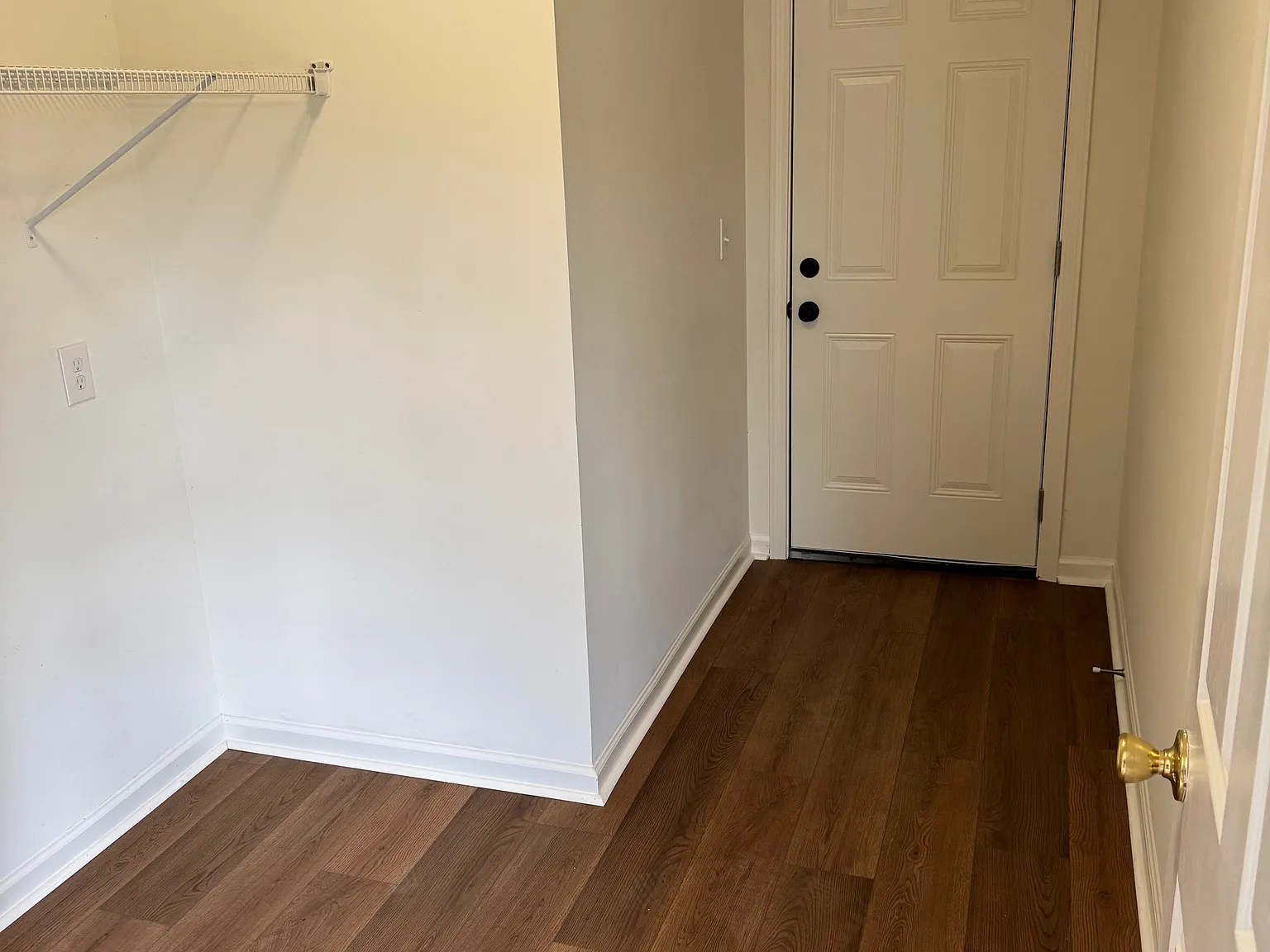 3 bed, 1200 sqft, $1,600 — Photo 4