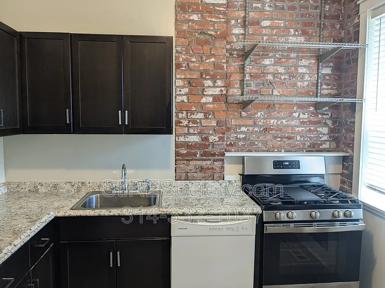 2918 Louisiana Ave #B — Photo 1