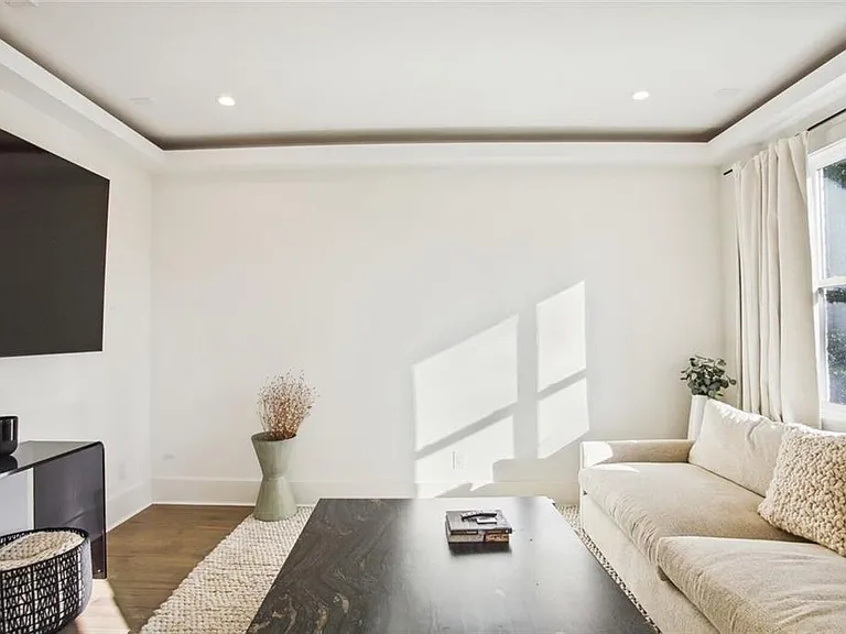 3041 Parkridge Dr NE — Photo 18