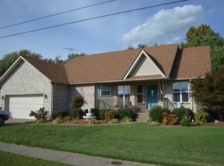 202 Airport Rd, Vine Grove, KY 40175