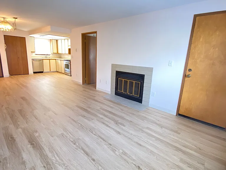 The Sandridge, LLC — Photo 6