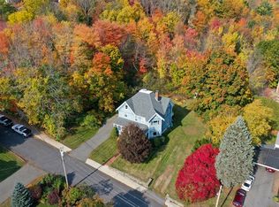 10 Rowell St, Amesbury, MA 01913